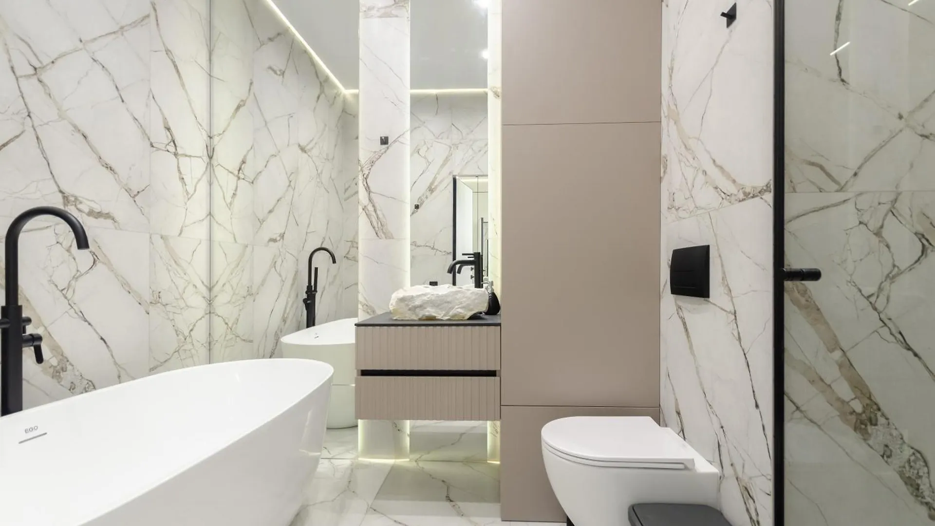 Petrovdom Apartment 03-258 In Rc Pechersk Plaza, Mykhaila Boichuka 17 Kijev