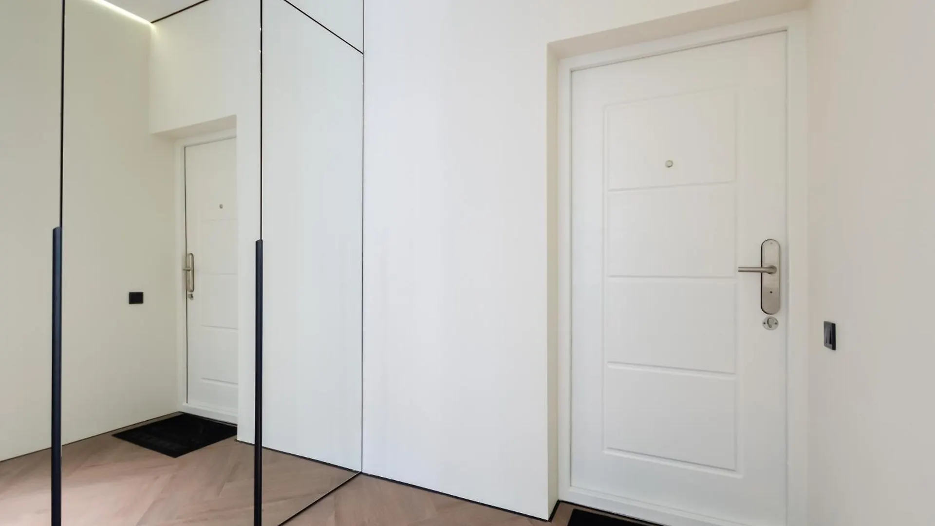 Petrovdom Apartment 03-258 In Rc Pechersk Plaza, Mykhaila Boichuka 17 Kijev